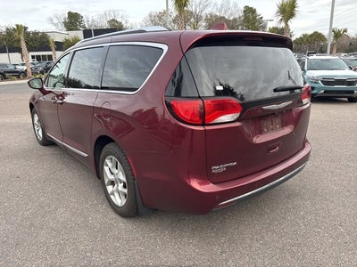 2017 Chrysler Pacifica Touring L Plus