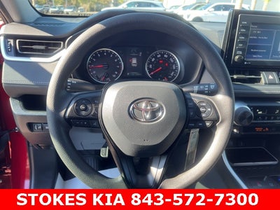 2020 Toyota RAV4 LE