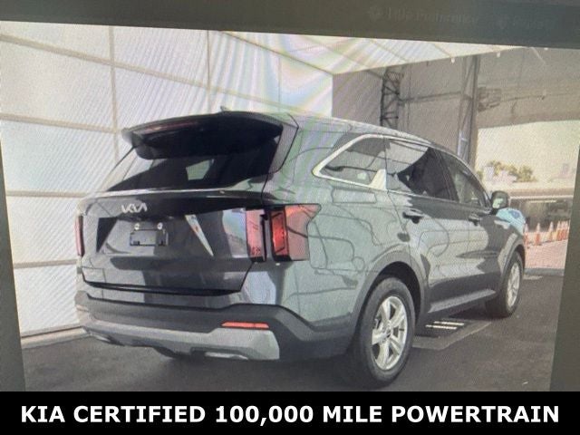 2024 Kia Sorento LX