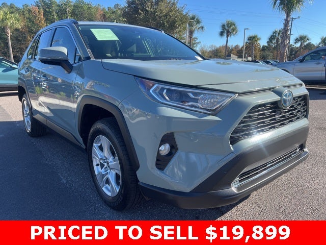 2020 Toyota RAV4 Hybrid XLE