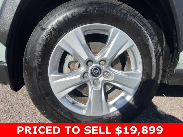 2020 Toyota RAV4 Hybrid XLE