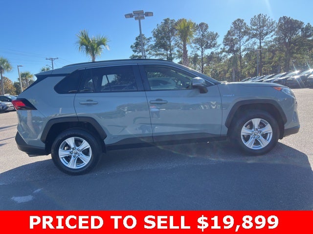 2020 Toyota RAV4 Hybrid XLE