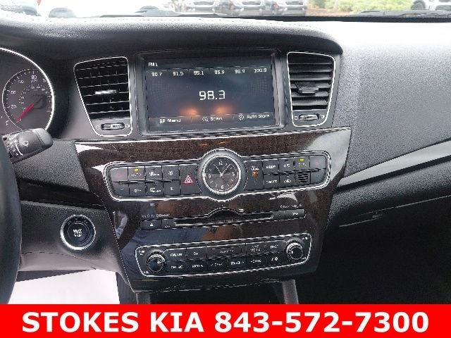 2016 Kia Cadenza Base