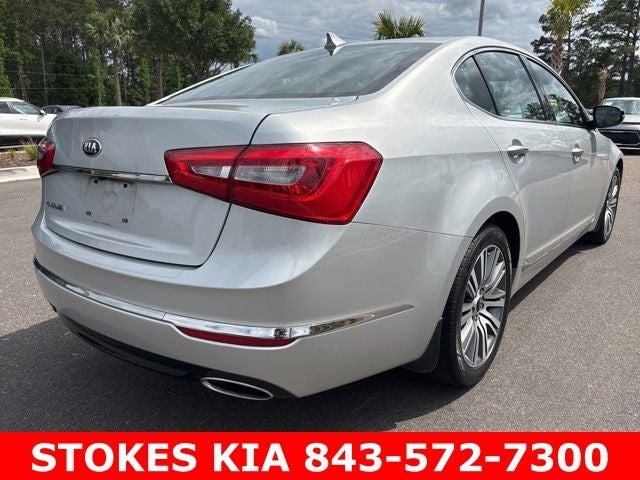 2016 Kia Cadenza Base