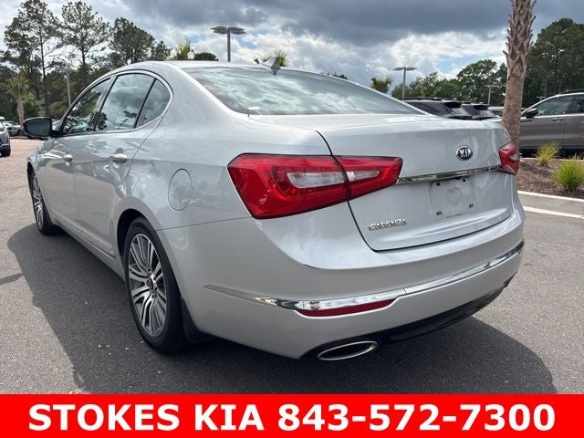 2016 Kia Cadenza Base