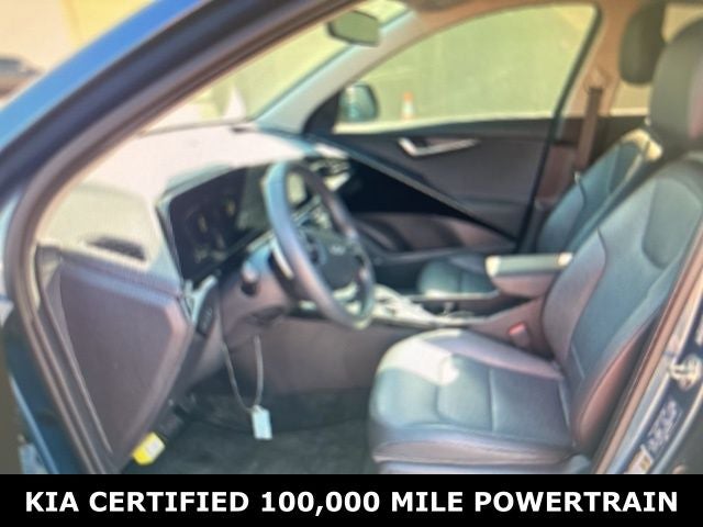 2025 Kia Niro SX