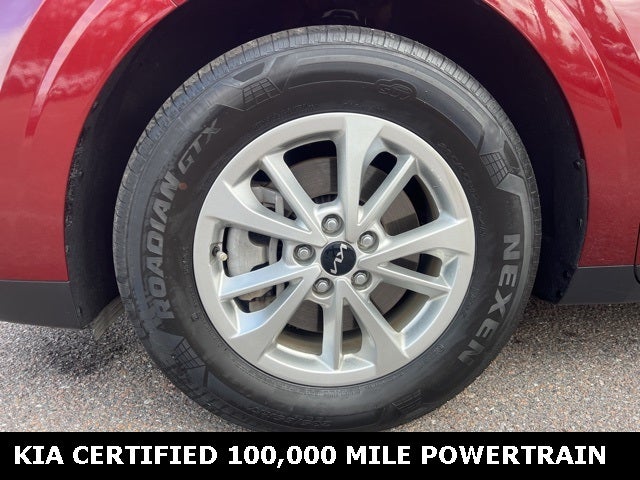 2024 Kia Carnival LX