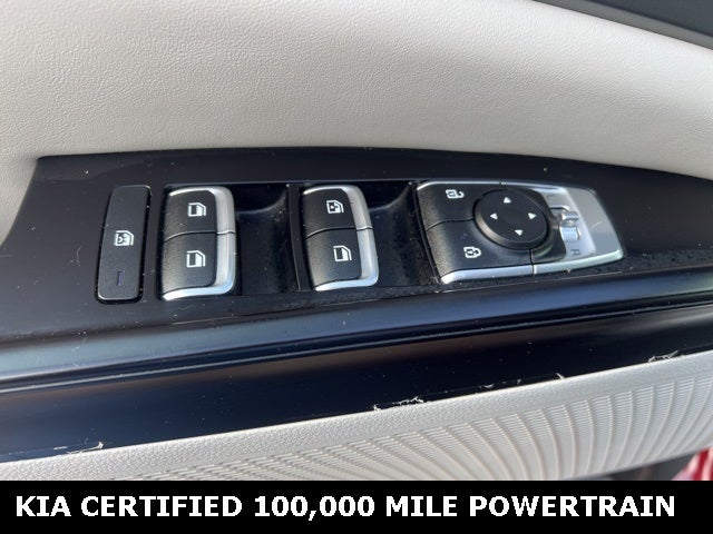 2024 Kia Carnival LX