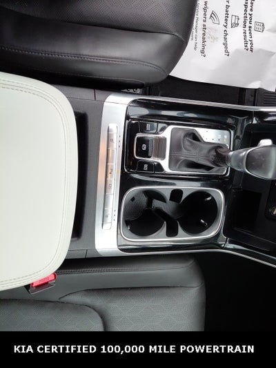 2024 Kia Carnival EX