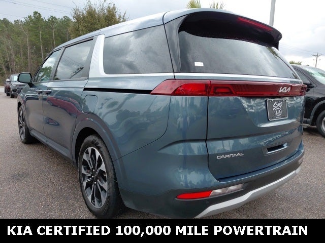 2024 Kia Carnival EX