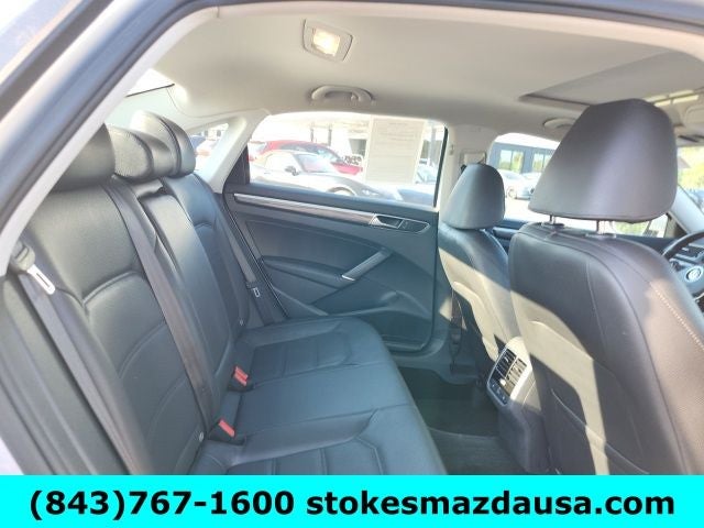 2017 Volkswagen Passat 1.8T SE w/Technology