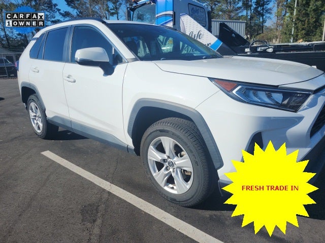 2020 Toyota RAV4 XLE