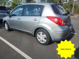 2010 Nissan Versa 1.8 S