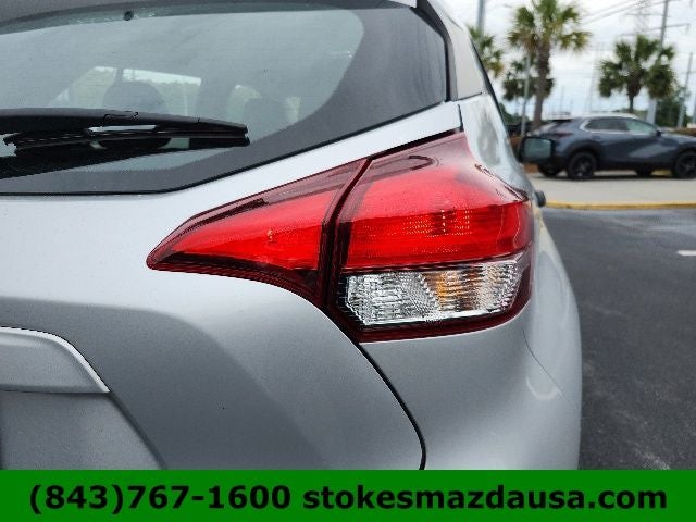 2020 Nissan Kicks S