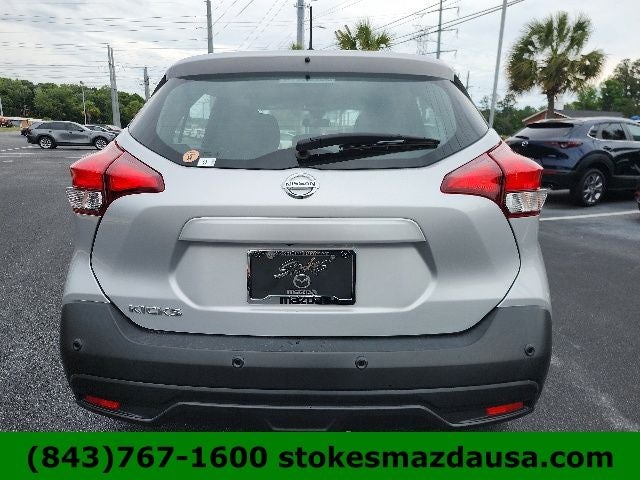 2020 Nissan Kicks S