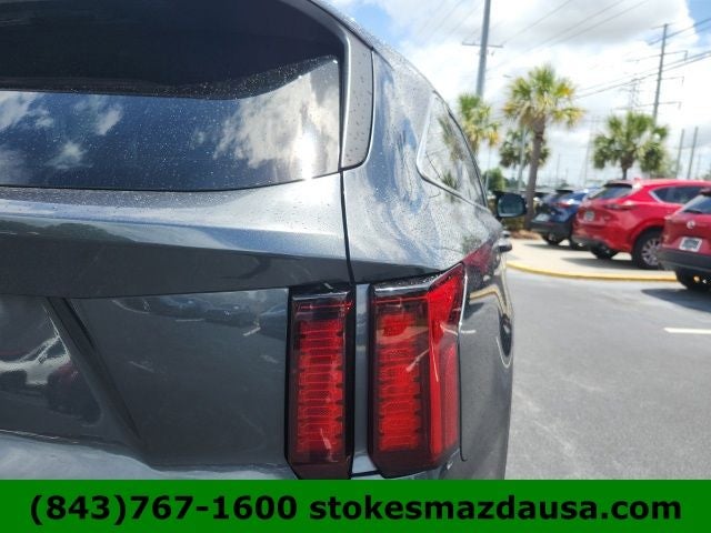 2021 Kia Sorento LX