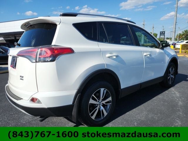 2017 Toyota RAV4 XLE