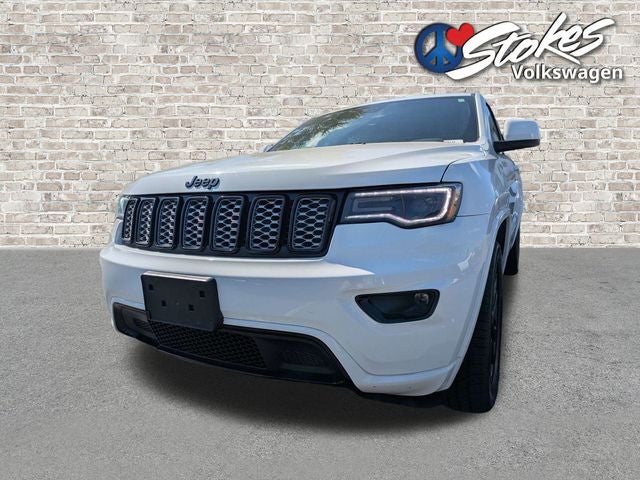 2020 Jeep Grand Cherokee Laredo