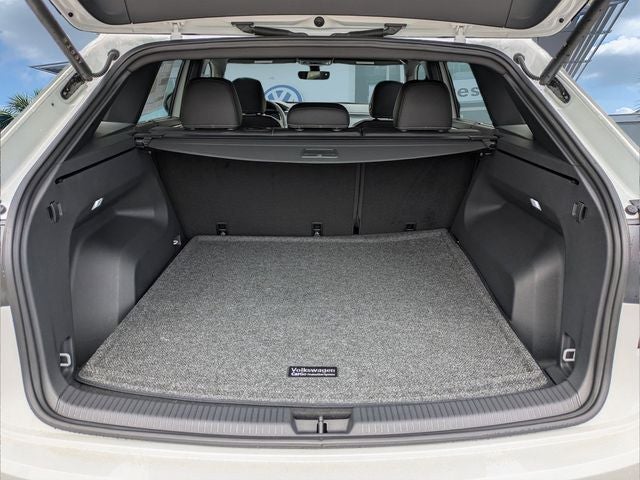 2026 Volkswagen Atlas Cross Sport 2.0T SEL R-Line Black