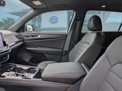 2026 Volkswagen Atlas Cross Sport 2.0T SEL R-Line Black