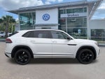2026 Volkswagen Atlas Cross Sport 2.0T SEL R-Line Black
