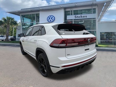 2026 Volkswagen Atlas Cross Sport 2.0T SEL R-Line Black