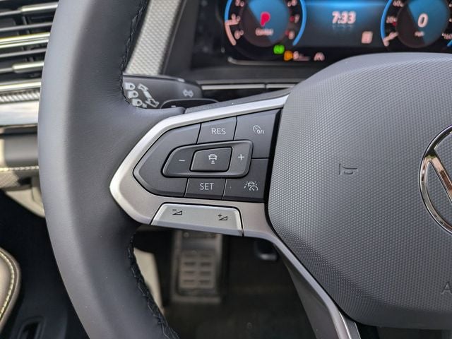 2026 Volkswagen Atlas Cross Sport 2.0T SEL R-Line Black