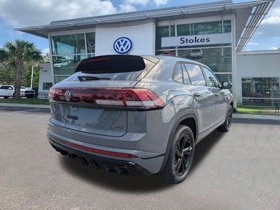 2026 Volkswagen Atlas Cross Sport 2.0T SEL R-Line Black