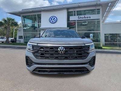 2026 Volkswagen Atlas Cross Sport 2.0T SEL R-Line Black