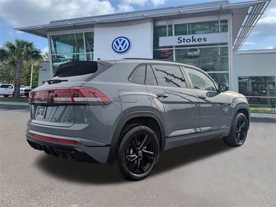 2026 Volkswagen Atlas Cross Sport 2.0T SEL R-Line Black