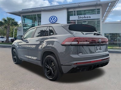 2026 Volkswagen Atlas Cross Sport 2.0T SEL R-Line Black