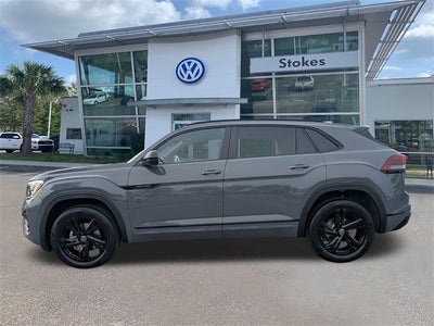 2026 Volkswagen Atlas Cross Sport 2.0T SEL R-Line Black