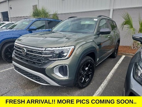 2025 Volkswagen Atlas 2.0T Peak Edition