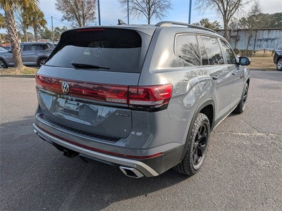 2025 Volkswagen Atlas 2.0T Peak Edition