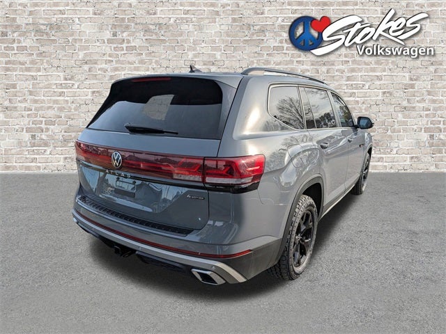 2025 Volkswagen Atlas 2.0T Peak Edition