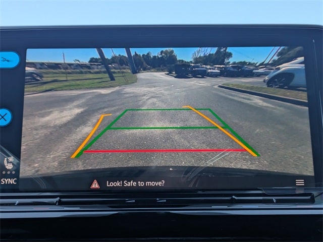 2026 Volkswagen Atlas Cross Sport 2.0T SE