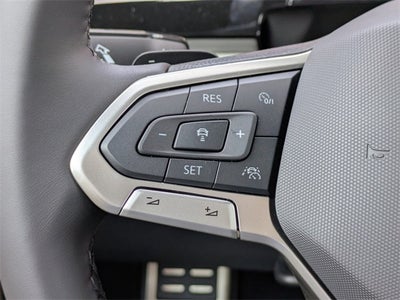 2026 Volkswagen Atlas Cross Sport 2.0T SEL Premium R-Line