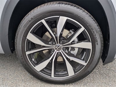 2026 Volkswagen Atlas 2.0T SEL Premium R-Line