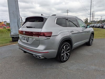 2026 Volkswagen Atlas 2.0T SEL Premium R-Line