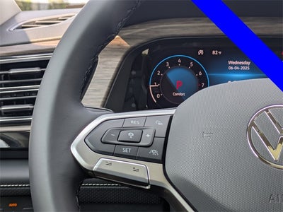 2025 Volkswagen Atlas 2.0T SEL Premium R-Line