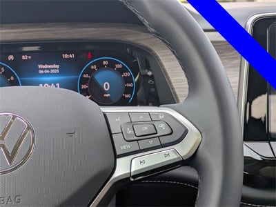 2025 Volkswagen Atlas 2.0T SEL Premium R-Line