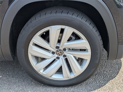 2022 Volkswagen Atlas Cross Sport 3.6L V6 SE w/Technology