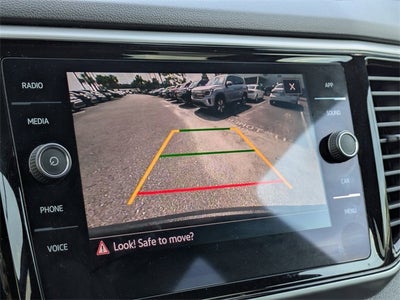 2022 Volkswagen Atlas Cross Sport 3.6L V6 SE w/Technology