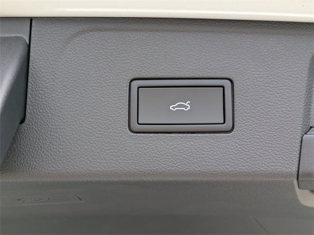 2026 Volkswagen Atlas 2.0T SE w/ Technology