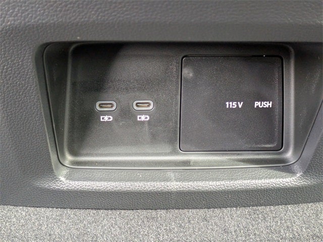 2026 Volkswagen Atlas 2.0T SE w/ Technology