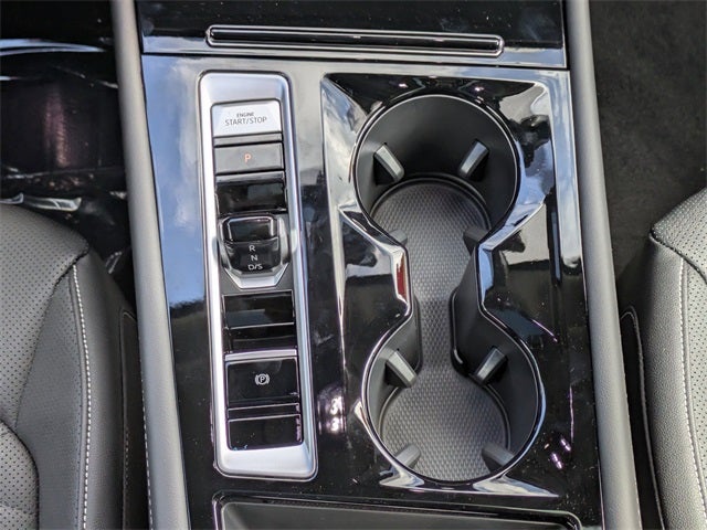 2026 Volkswagen Atlas 2.0T SE w/ Technology