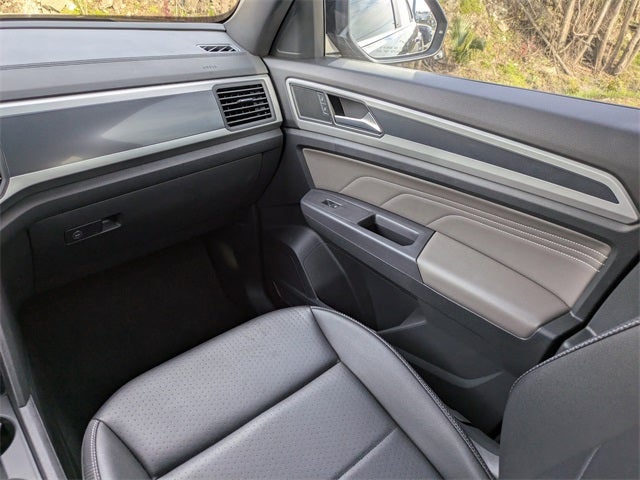 2021 Volkswagen Atlas Cross Sport 3.6L V6 SE w/Technology R-Line