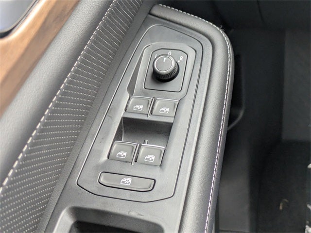 2026 Volkswagen Atlas 2.0T SE w/ Technology