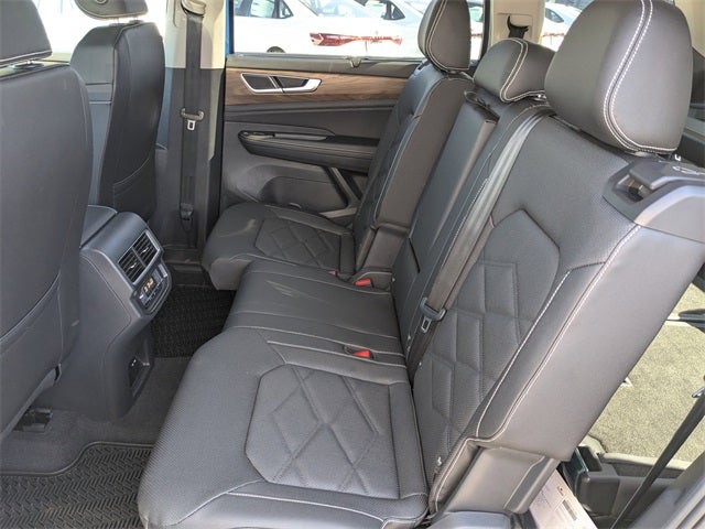 2026 Volkswagen Atlas 2.0T SE w/ Technology