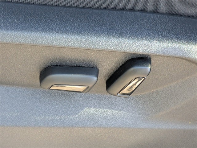 2026 Volkswagen Atlas 2.0T SE w/ Technology